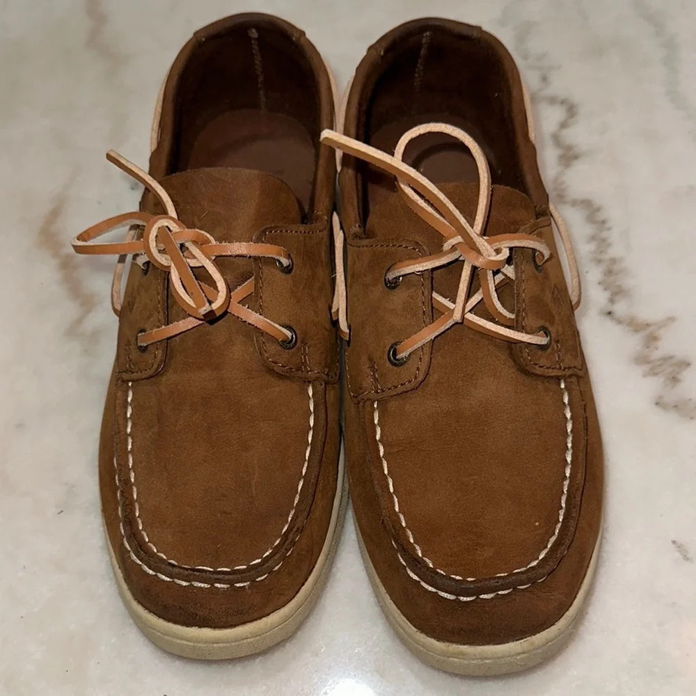 Sperry Brown Leather Boat Shoes Classic‎ Design